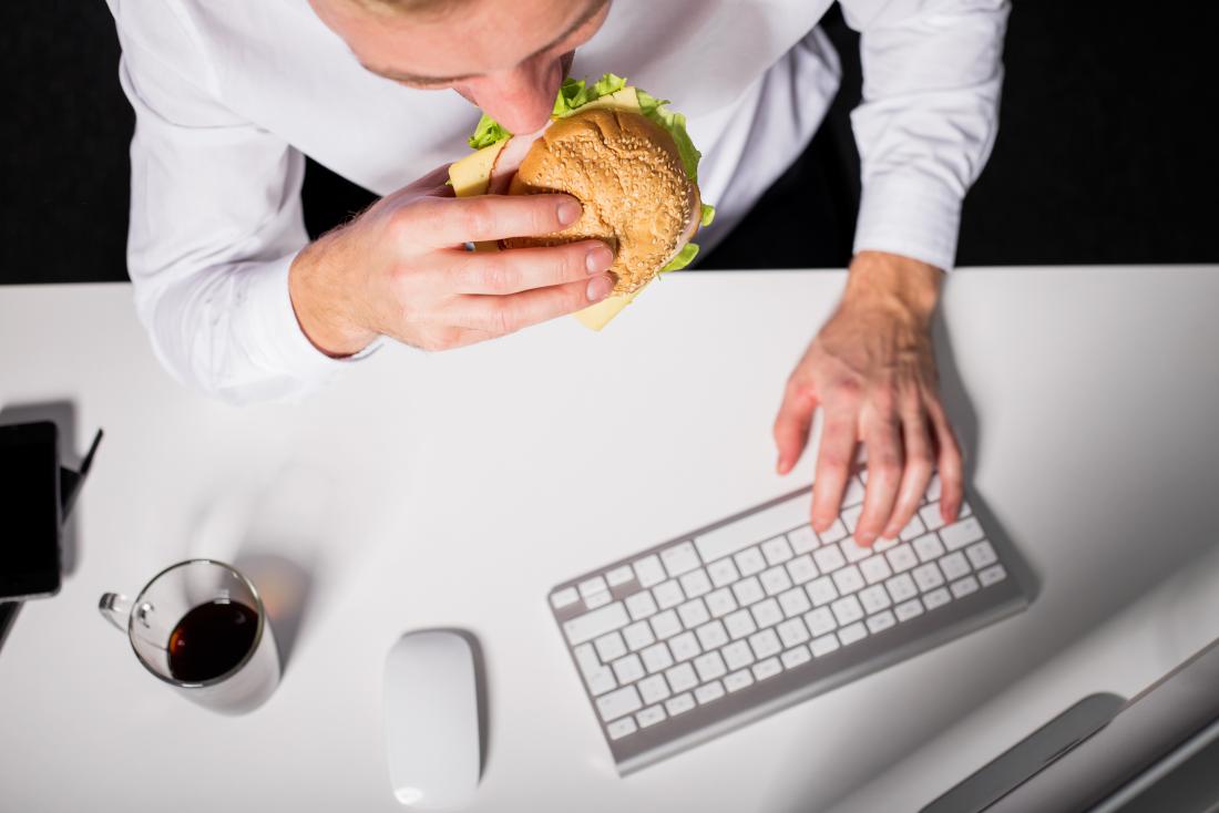 How to Manage Emotional Eating While Working Toward Your Goals